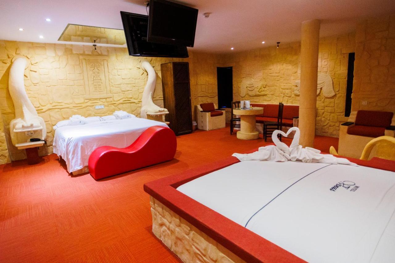 Motel Venus Valladolid ビリャヌブラ エクステリア 写真