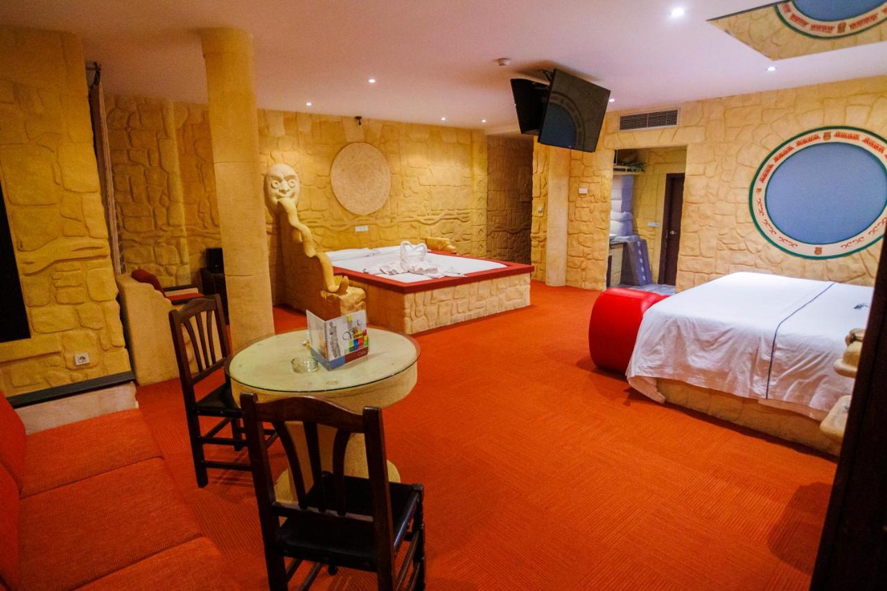 Motel Venus Valladolid ビリャヌブラ エクステリア 写真
