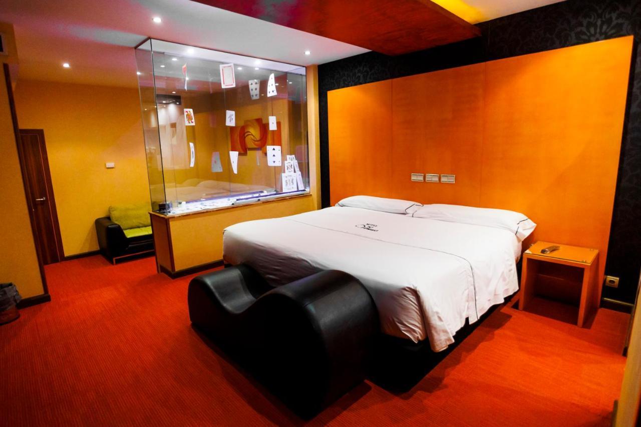Motel Venus Valladolid ビリャヌブラ エクステリア 写真