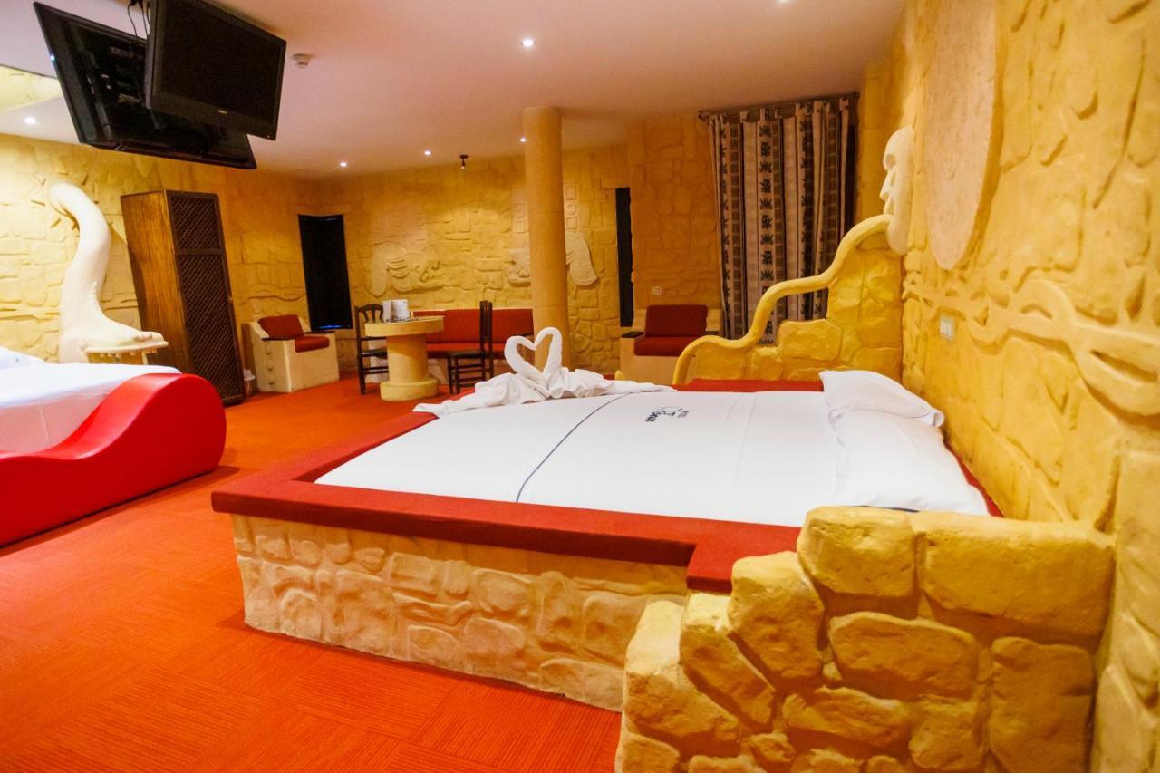 Motel Venus Valladolid ビリャヌブラ エクステリア 写真