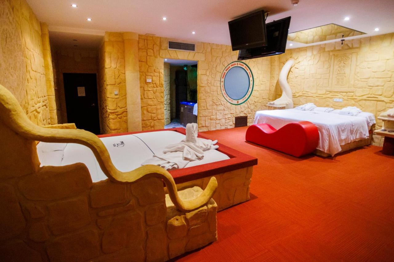 Motel Venus Valladolid ビリャヌブラ エクステリア 写真